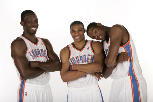 马卡报：萨卡可以赶上对阵皇马 斯特林首回合遭