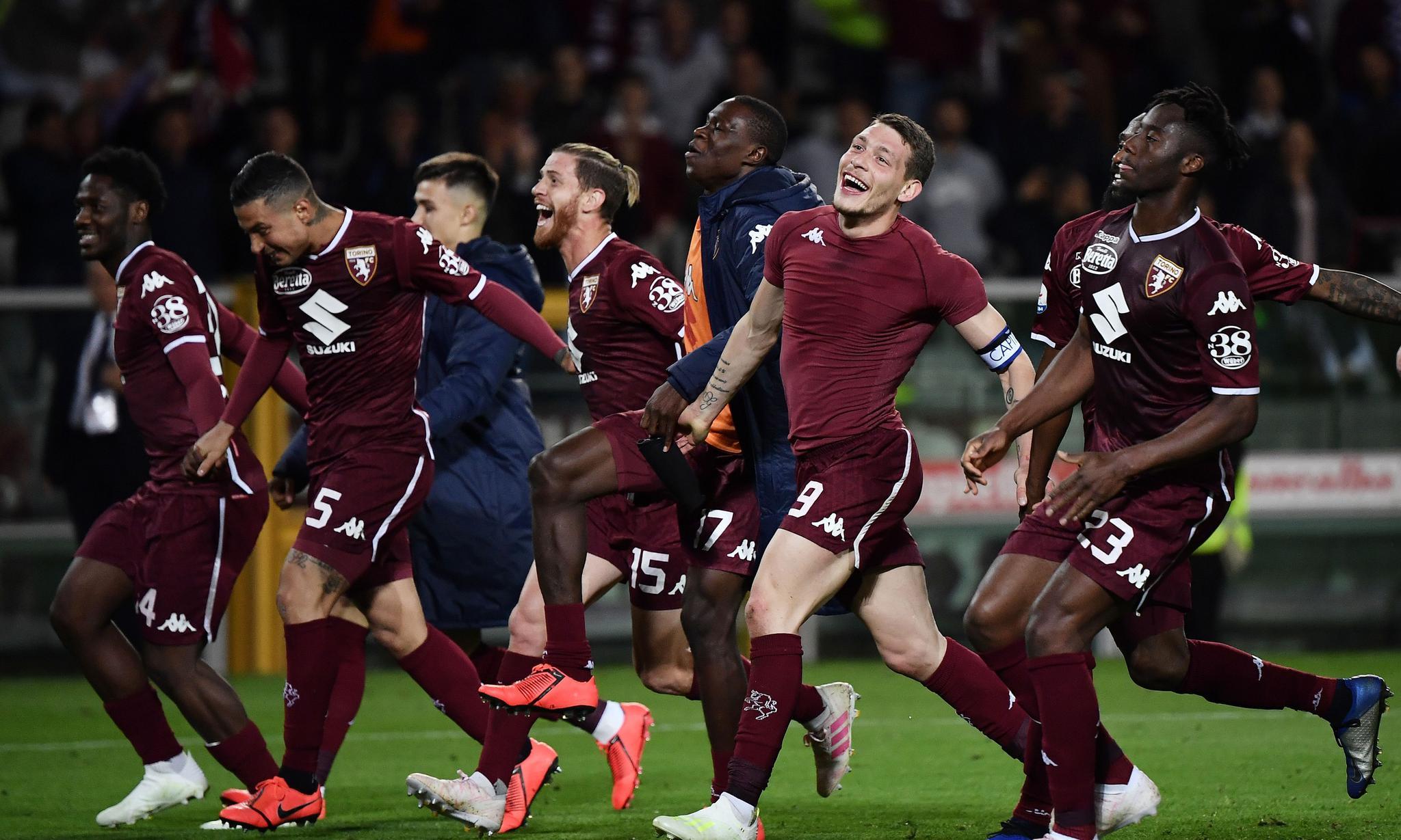 马德里打响榜首大战!数据：皇马或2-1笑傲德比