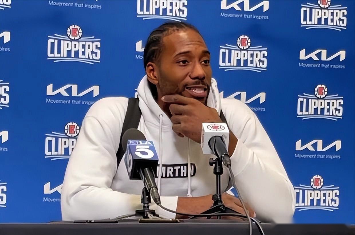 拜仁1月有7场比赛并列队史最多，上次是疫情期间